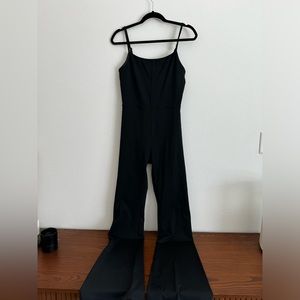 American Tall Spaghetti Strap Flare Jumpsuit 🖤🦒